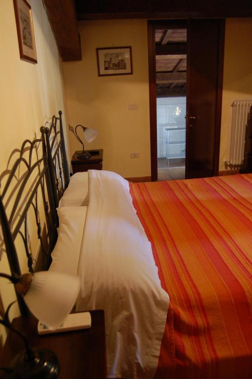 ファエンツァ Agriturismo La Curbastraゲストハウス エクステリア 写真